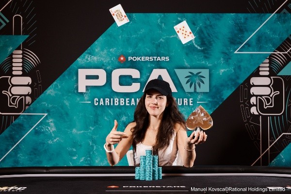 Alexandra Botez (Foto: Manuel Kovsca/PokerStars)