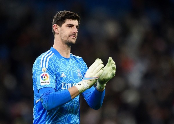 Foto: Denis Doyle/Getty Images – Courtois é dúvida para o Real Madrid no Mundial