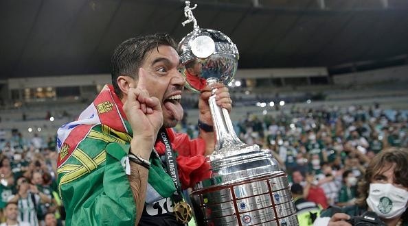 Foto: Ricardo Moraes - Pool/Getty Images - ABel Ferreira conquistou duas Libertadores com o Palmeiras