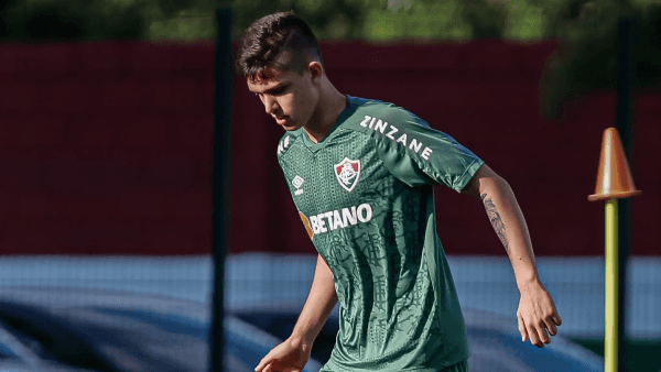 Giovanni Manson treinando no Fluminense - Foto: Site oficial do Fluminense
