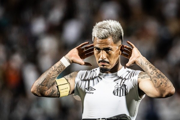 Agif/Raul Baretta – Ivonei corre por fora e pode aparecer na escalação