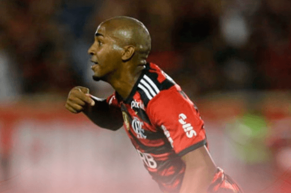 Foto: Gilvan de Souza / Flamengo – Lorran está de volta ao Flamengo
