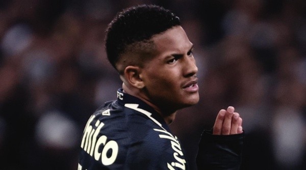 Ângelo deve ficar no Santos - Foto: Ettore Chiereguini/AGIF