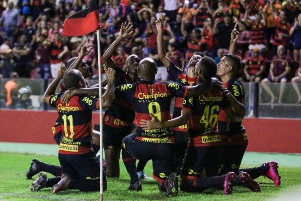 Foto: (Rafael Vieira/AGIF) - O Sport espera manter a invencibilidade diante do arquirrival Náutico