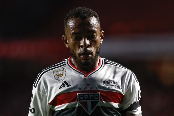 Foto: (Marcello Zambrana/AGIF) - Welington virou desfalque no São Paulo