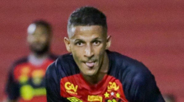 PE - Recife - 11/02/2023 - PERNAMBUCANCO 2023, NAUTICO X SPORT - Luciano Juba jogador do Sport durante partida contra o Nautico no estadio Aflitos pelo campeonato Pernambucano 2023. Foto: Rafael Vieira/AGIF