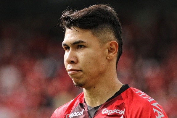 Foto: (Joao Vitor Rezende Borba/AGIF) - Nico Hernández interessa ao Leão