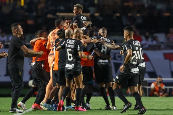 Foto: (Marcello Zambrana/AGIF) - O Corinthians busca sua segunda vitória em clássicos em 2023