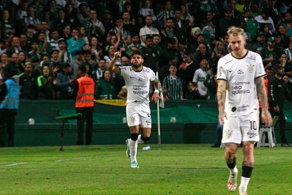 Foto: Gabriel Machado/AGIF