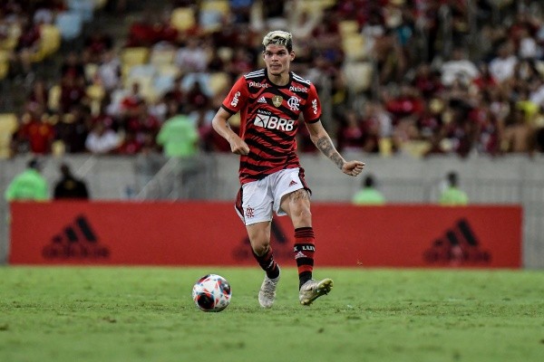 Foto: Thiago Ribeiro/AGIF – Ayrton Lucas