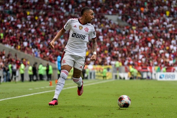 Agif/Thiago Ribeiro – Matheuzinho responde torcedor