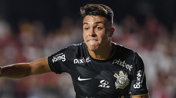 Roni é titular no Corinthians - Foto: Marcello Zambrana/AGIF