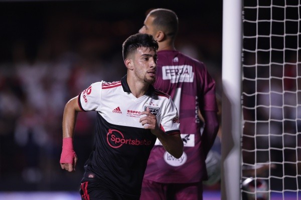 Foto: (Ettore Chiereguini/AGIF) - Pelo São Paulo, Pedrinho fez nove jogos e três gols