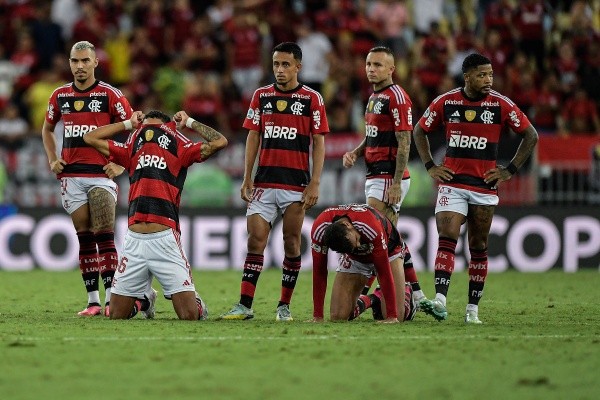 Foto: (Thiago Ribeiro/AGIF) - O Flamengo não conquistou nenhum dos três títulos possíveis até o momento Foto: (Thiago Ribeiro/AGIF) - O Flamengo não conquistou nenhum dos três títulos possíveis até o momento