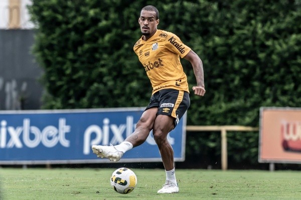 Foto: Ivan Storti/Santos FC – Luiz Felipe foi liberado pelo Peixe a buscar novo clube no mercado