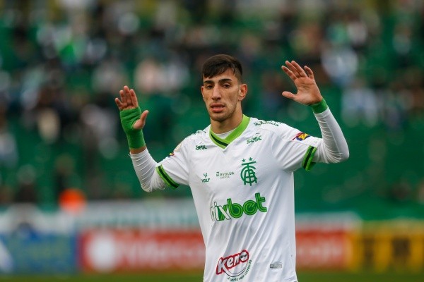 Pedrinho estava no América em 2022 - Foto: Luiz Erbes/AGIF