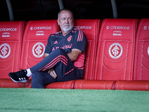 Foto: (Maxi Franzoi/AGIF) - O Inter de Mano Menezes espera levar a melhor no Gre-Nal