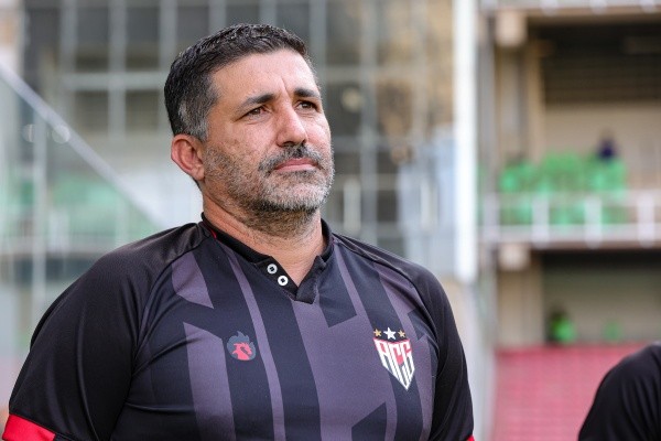 Foto:Gilson Junio/AGIF – Eduardo Souza foi demitido do Atlético-GO