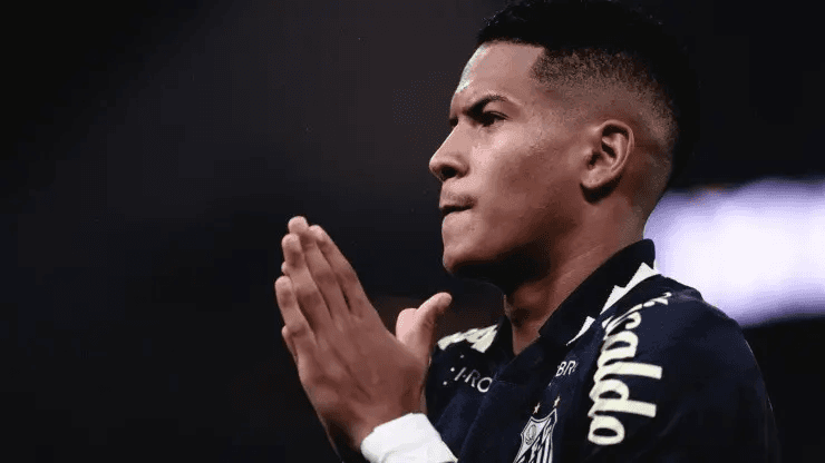 Foto: Ettore Chiereguini/AGIF - Ângelo 