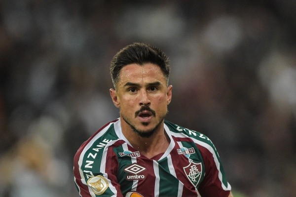 Willian Bigode não será contratado pelo São Paulo - Foto: Thiago Ribeiro/AGIF