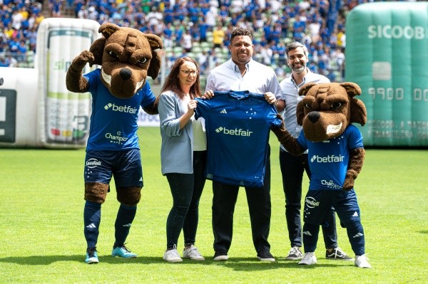 Foto: (Alessandra Torres/AGIF) - O Cruzeiro anunciou a parceria com a Betfair em janeiro Foto: (Alessandra Torres/AGIF) - O Cruzeiro anunciou a parceria com a Betfair em janeiro