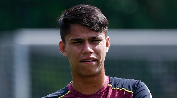 SAO PAULO - SP - 26/10/2016 - TREINO DO SAO PAULO - Luiz Araujo durante treino do Sao Paulo no CT da Barra Funda. Foto: Marcello Zambrana/AGIF SAO PAULO - SP - 26/10/2016 - TREINO DO SAO PAULO - Luiz Araujo durante treino do Sao Paulo no CT da Barra Funda. Foto: Marcello Zambrana/AGIF