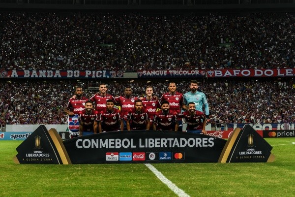 Foto: (Kely Pereira/AGIF) - O Fortaleza briga por uma vaga na fase de grupos da Libertadores