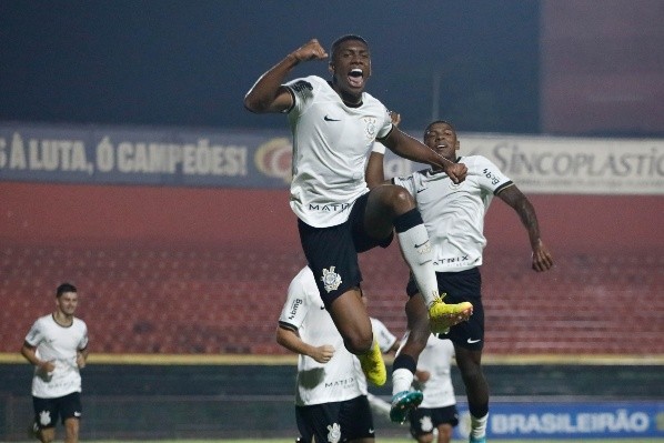 Foto: Rodrigo Gazzanel / Agencia Corinthians – Felipe Augusto recebeu sondagens