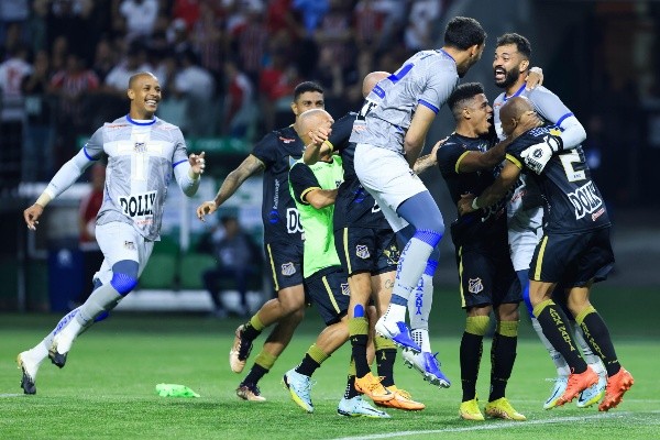Água Santa eliminou o São Paulo - Foto: Marcello Zambrana/AGIF