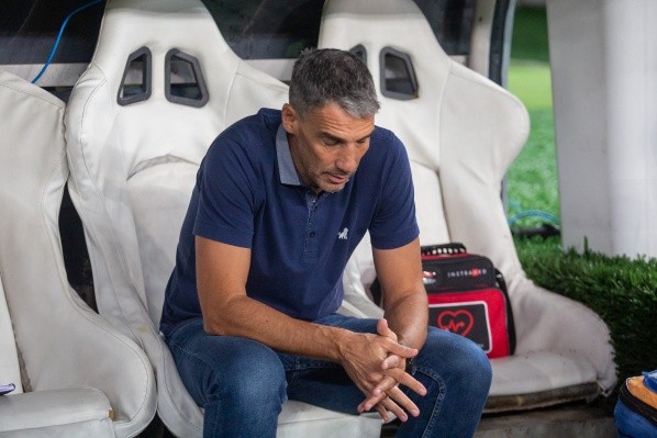 Foto: (Lucas Emanuel/AGIF) - Vojvoda precisa que o Fortaleza ganhe por dois gols de diferença para chegar à fase de grupos da Libertadores