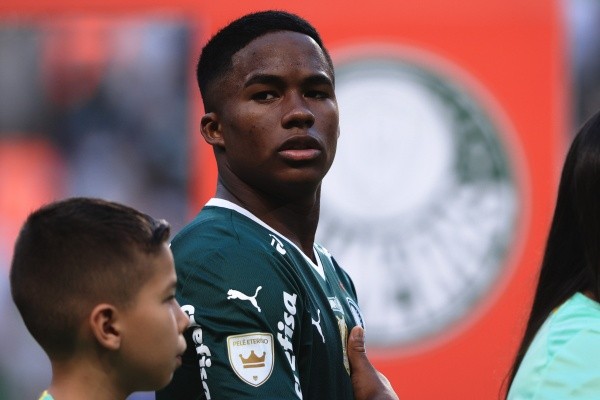 Endrick ainda vai render ao Palmeiras quase 195 milhões de reais - Foto: Ettore Chiereguini/AGIF