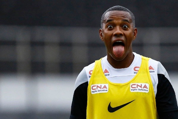 Foto: Ricardo Saibun/Santos FC – Robinho foi condenado a 9 anos de prisão por estupro cometido em 2013 na Itália