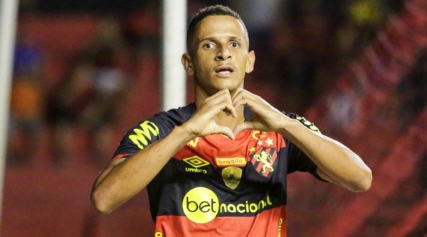 PE - Recife - 01/02/2023 - PERNAMBUCANCO 2023, SPORT X AFOGADOS - Luciano Juba jogador do Sport comemora seu gol durante partida contra o Afogados no estadio Ilha do Retiro pelo campeonato Pernambucano 2023. Foto: Rafael Vieira/AGIF