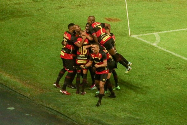 Foto: (Rafael Vieira/AGIF) - O Sport quer ser campeão nesta temporada