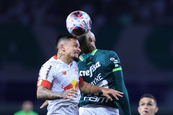 Foto: Marcello Zambrana/AGIF – Artur durante partida de Bragantino x Palmeiras pelo Paulistão desta temporada