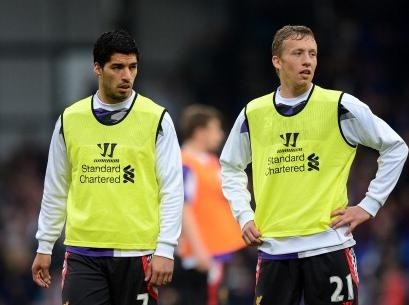 Jamie McDonald/Getty Images – Lucas Leiva e Suárez jogaram juntos no Liverpool