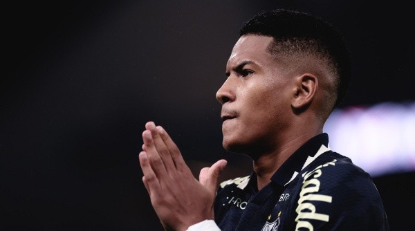 Ângelo é um principal alvo do Flamengo - Foto: Ettore Chiereguini/AGIF