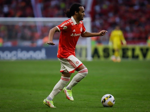 Foto: Maxi Franzoi/AGIF – Estevão foi muito criticado