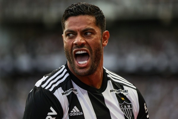 Foto: (Gilson Junio/AGIF) - Rivaldo confia no talento de Hulk no Atlético