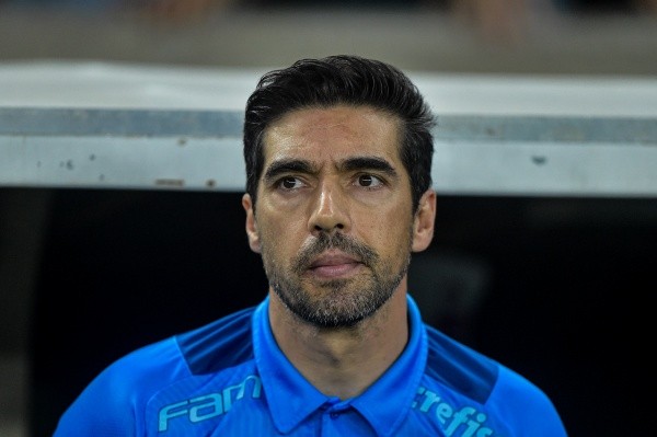 RJ - Rio de Janeiro - 27/08/2022 - BRASILEIRO A 2022, FLUMINENSE X PALMEIRAS - Abel Ferreira tecnico do Palmeiras durante partida contra o Fluminense no estadio Maracana pelo campeonato Brasileiro A 2022. Foto: Thiago Ribeiro/AGIF RJ - Rio de Janeiro - 27/08/2022 - BRASILEIRO A 2022, FLUMINENSE X PALMEIRAS - Abel Ferreira tecnico do Palmeiras durante partida contra o Fluminense no estadio Maracana pelo campeonato Brasileiro A 2022. Foto: Thiago Ribeiro/AGIF
